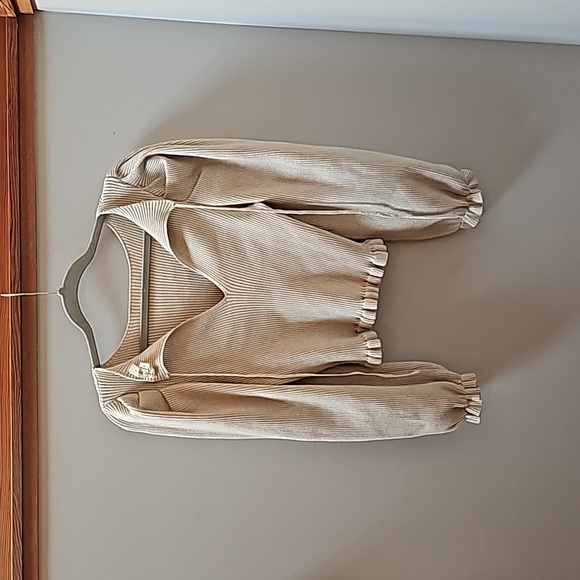 Blouse - Picture 2 of 2